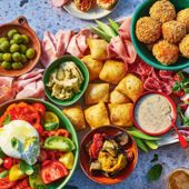 Italian-style sharing board