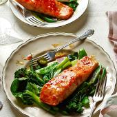 Sweet chilli salmon parcels