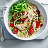 Tuna and fresh tomato linguine
