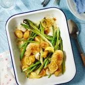 Asparagus and chicken traybake