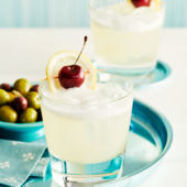 Sponsored: OGGS vegan gin sours