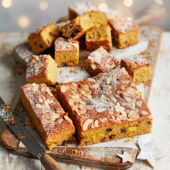 Stollen traybake