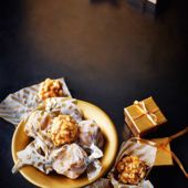 Peanut-popcorn bonbons