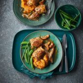 Honey-mustard chicken and apples