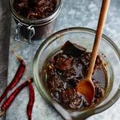 Sri Lankan aubergine chutney