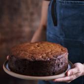 Spiced rum and raisin Christmas cake