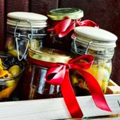 Fig and apple chutney