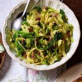 Savoy cabbage with lemon and bacon
