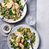 Pan-fried chicken with green grains