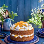 Honey, apricot and camomile cake