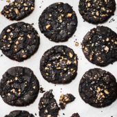 Black stardust cookies