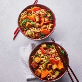 Veg and tofu spicy noodles