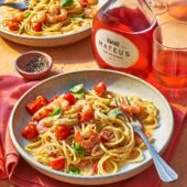 Sponsored: Spicy garlic prawn and rosé linguine
