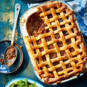 Cheesy minced beef and mushroom pie