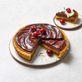 Almond, cherry and chocolate tart