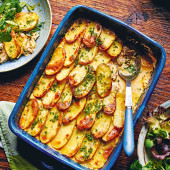 Tuna, potato and dill bake