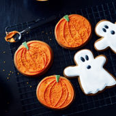 Pumpkin & ghost ginger biscuits