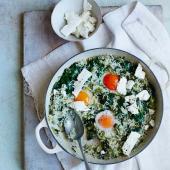 Rice, spinach and eggs with feta