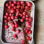 Roasted radishes with dill