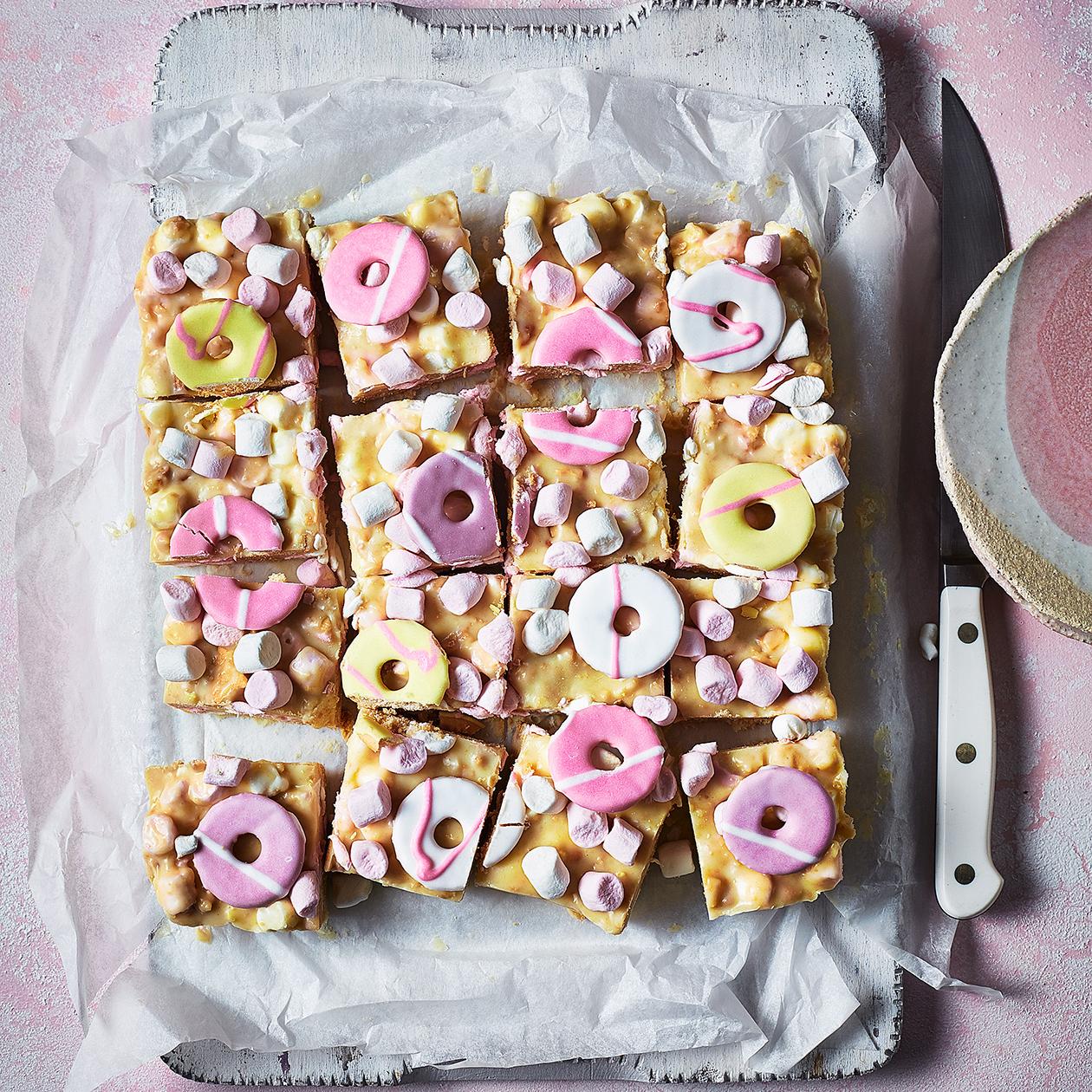 Fox's party ring biscuits Stock Photo - Alamy
