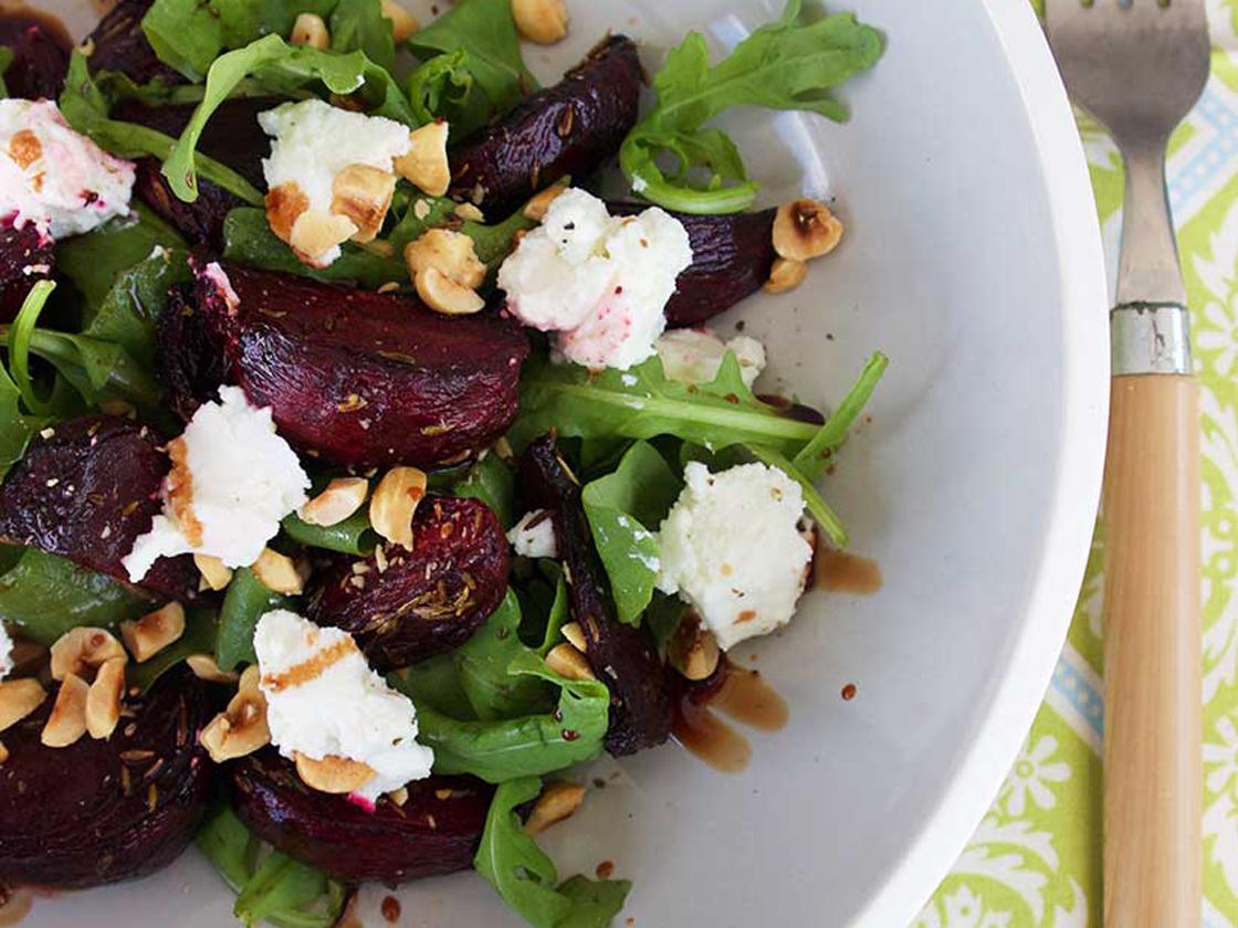 Salad Of Roasted Beetroot Goat S Cheese And Hazelnuts On Wild