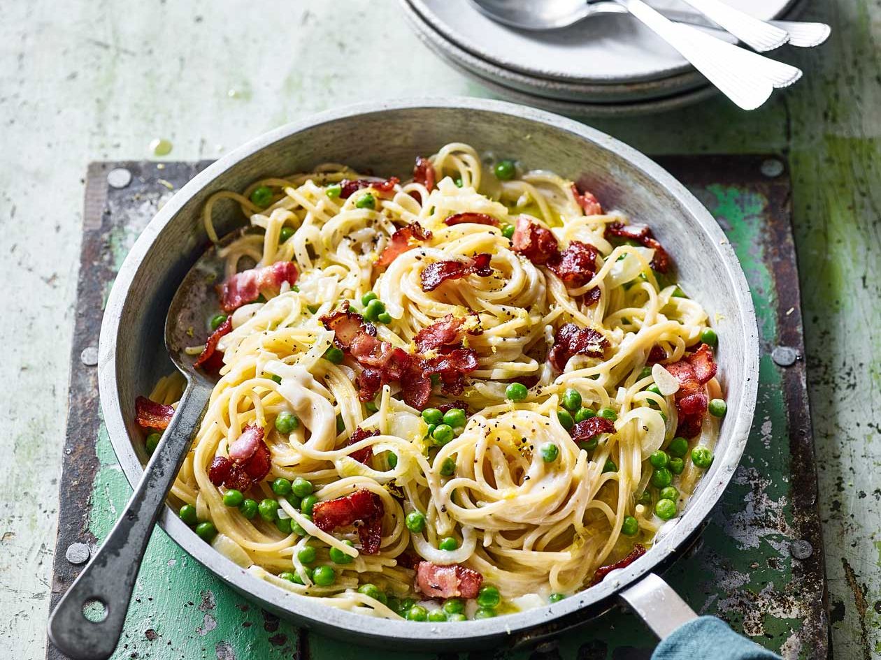 One Pot Pasta With Bacon And Peas Recipe Sainsbury S Magazine One Pot Pasta With Bacon And Peas Recipe Sainsbury S Magazine