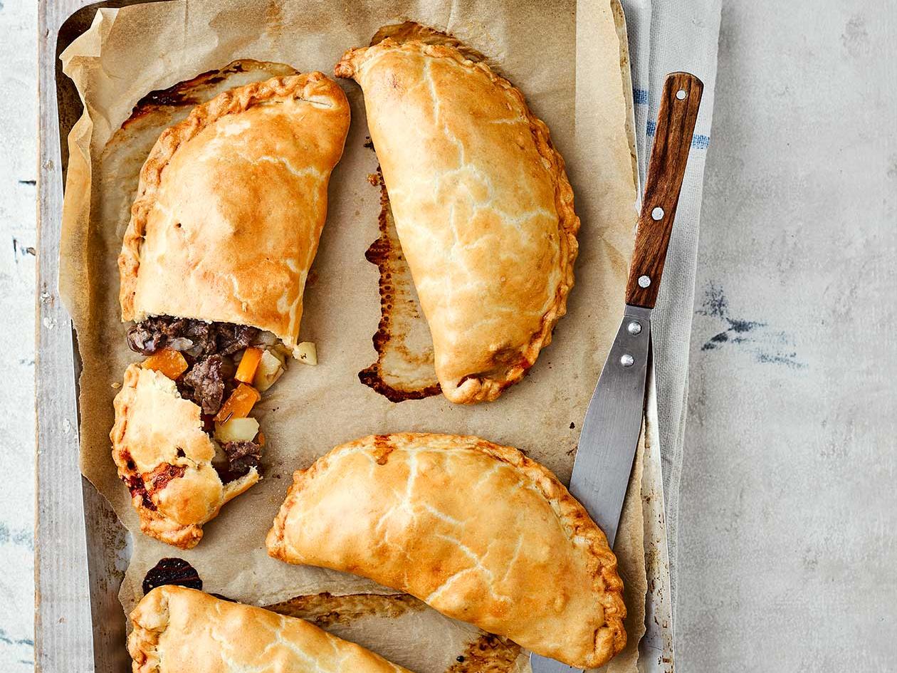 Exploring the Authentic Cornish Pasty Recipe