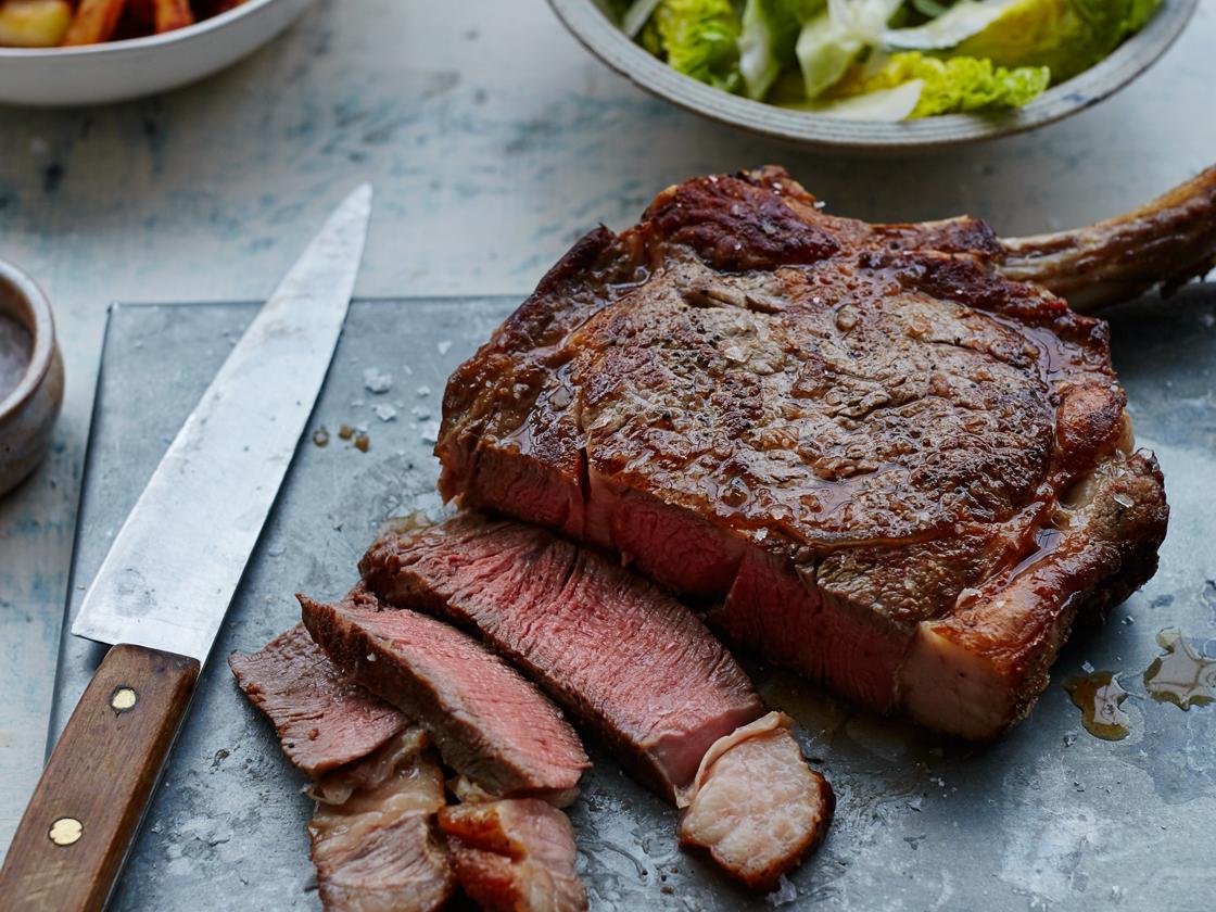 Côte de boeuf with chips