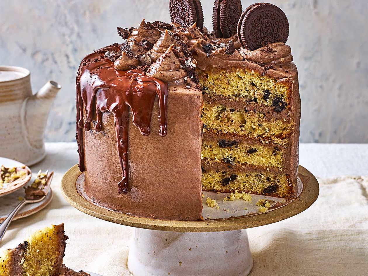 Cookies and cream layer cake recipe | Sainsbury`s Magazine