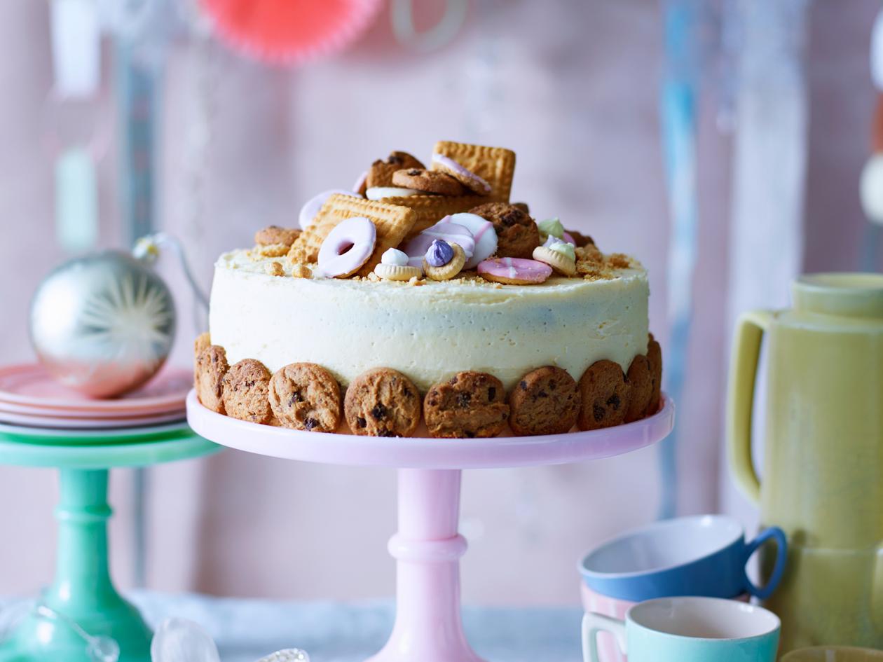 Aggregate more than 143 cake decorations dublin awesomeenglish.edu.vn