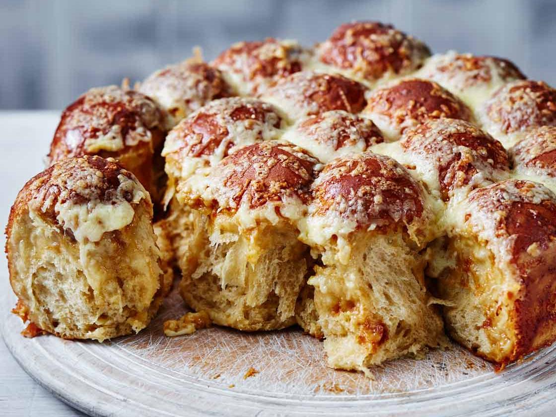 Featured image of post Simple Way to Cheese Breadsticks Recipe Uk