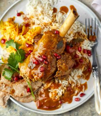 Curried lamb shanks with Mauritian mango kutcha 