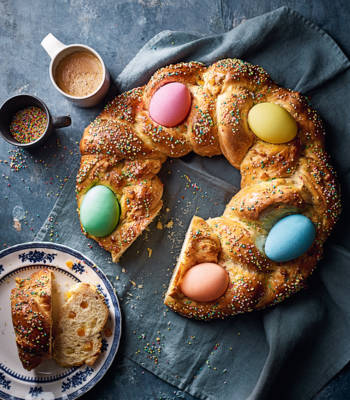 Pane di Pasqua (Italian Easter bread)