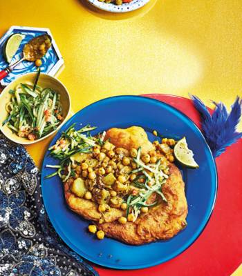 Doubles and cucumber chutney