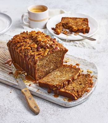 Sticky banoffee crunch cake