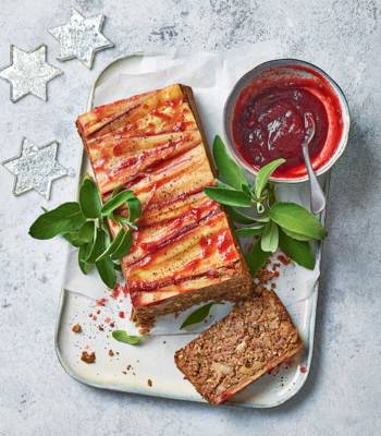 Ultimate vegan nut roast