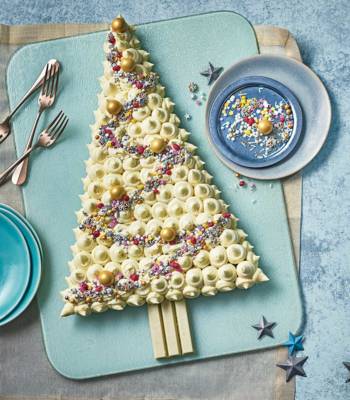 White choc chip brownie Christmas tree