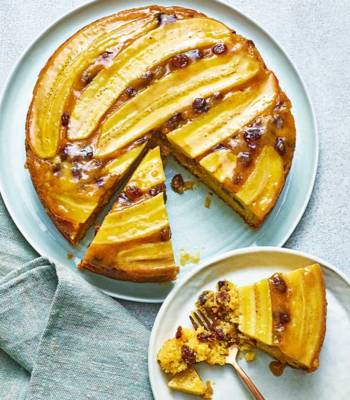 Rum and raisin banana cake