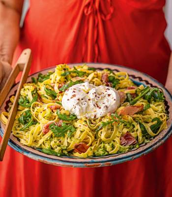 Courgette, prosciutto and burrata tagliatelle