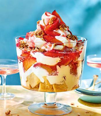 Plum and ginger 'cranachan' trifle