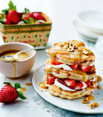 Strawberry ricotta pancakes with salted caramel sauce