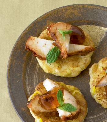 Chicken sweetcorn pancakes with chilli jam