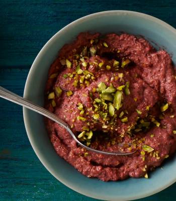 Dukkah-spiced beetroot dip with pistachio 