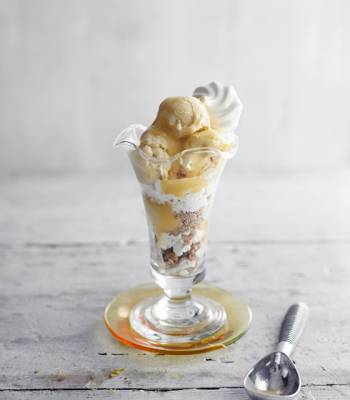 Limoncello meringue ice-cream sundaes