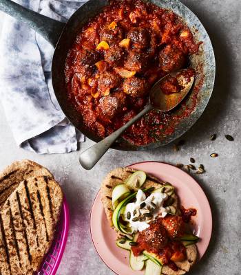 Moroccan meatballs with red pepper sauce