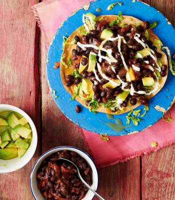 Avocado and black bean tacos 