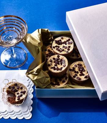 Peanut and chocolate cheesecakes