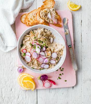 Smoked mackerel pâté