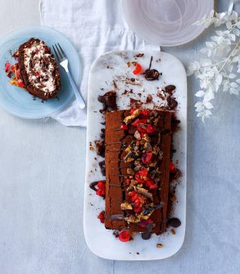 Chocolate Florentine roulade