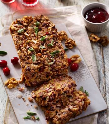 Christmas nut loaf from California Walnuts